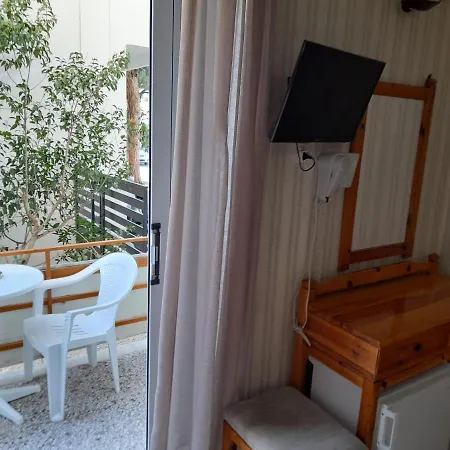Phaethon Hotel 2*