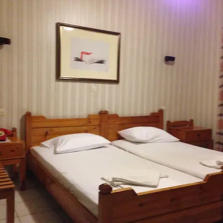 Phaethon Hotel 2*