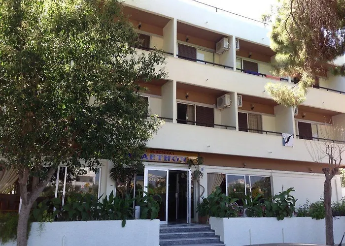 מלון Phaethon 2*